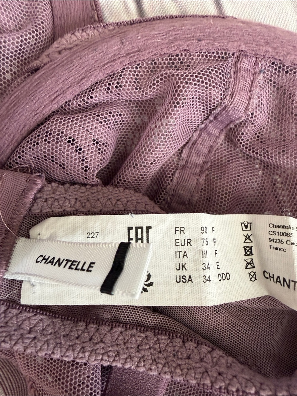 Chantelle Lace Underwire Bra - Picture 4 of 4